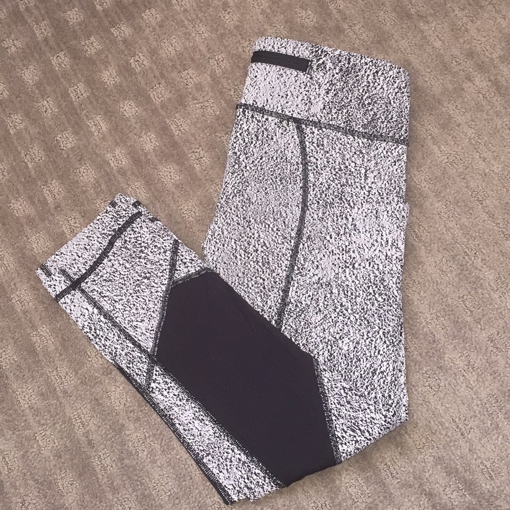 lululemon cropped leggings